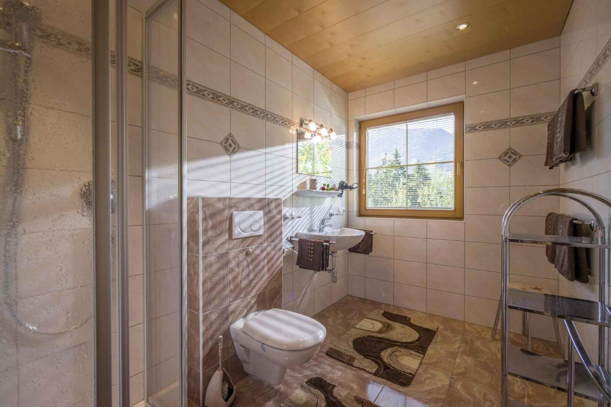 2 Apartment *